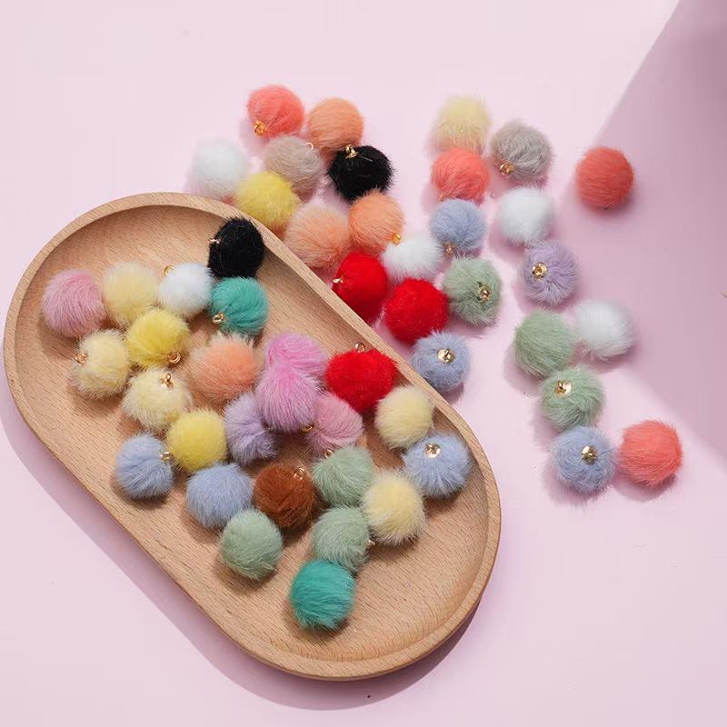 Fluffy ball pendant-21（Rainbow）/（4pcs/bag)